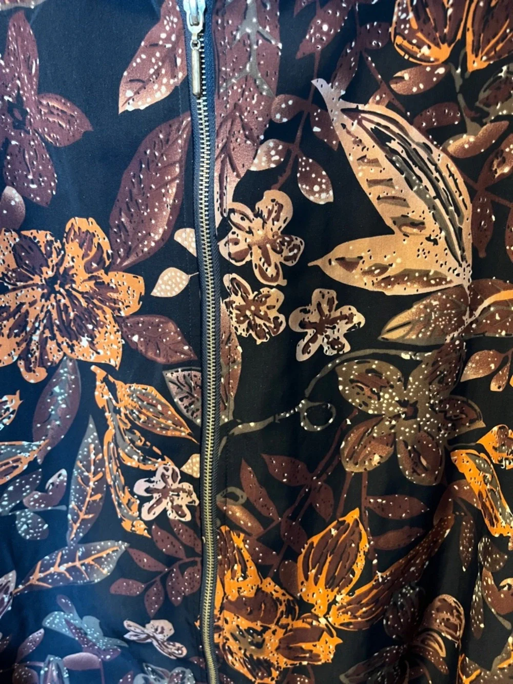 Blair Vintage Black Jacket with Brown & Gold Leaf Print, Size XL - Picture 3 of 4
